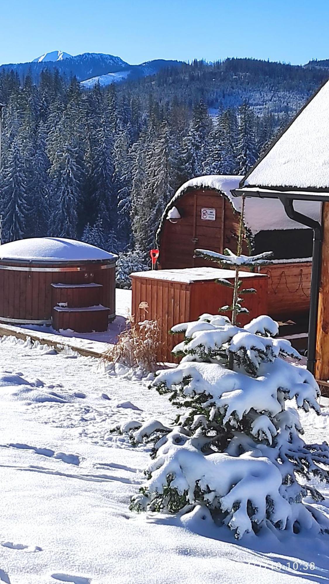 Witowianskie Domki Z Kominkiem, Jacuzzi I Sauna Dzianisz Kültér fotó