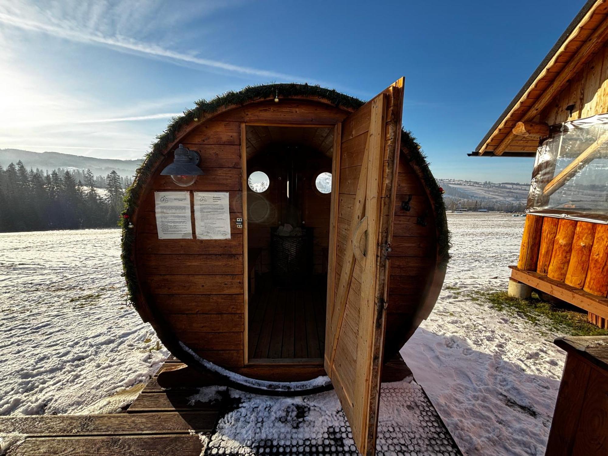 Witowianskie Domki Z Kominkiem, Jacuzzi I Sauna Dzianisz Kültér fotó